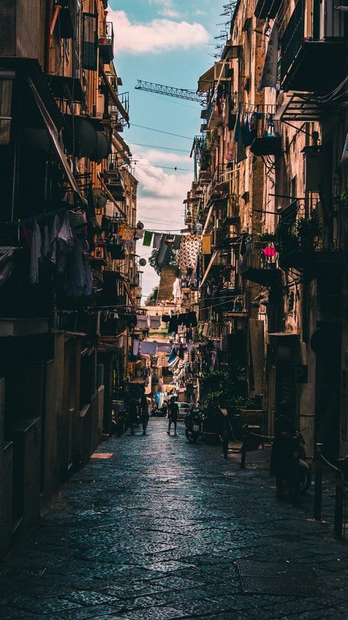 theo-roland-410842-unsplash