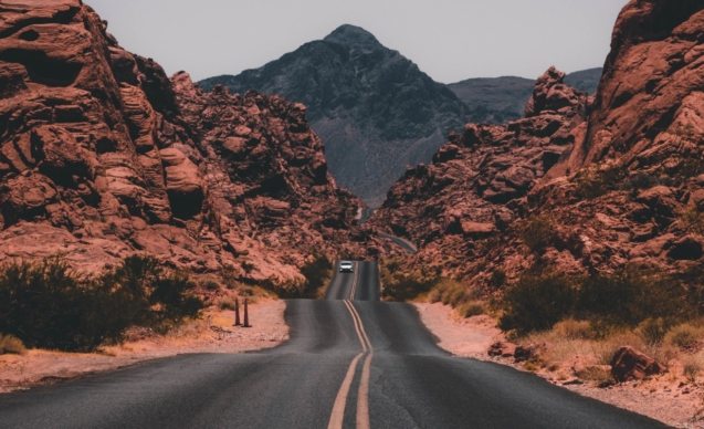 jake-blucker-tMzCrBkM99Y-unsplash