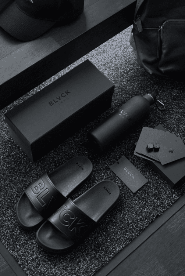 blvck-paris-4wI35Z4y070-unsplash 3