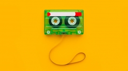 top-view-of-audio-cassette-with-tangled-tape-UND3Q96