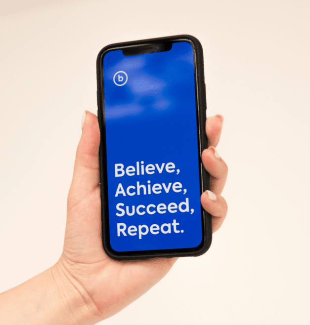 brando-makes-branding-Kr2Myi0WUws-unsplash 1