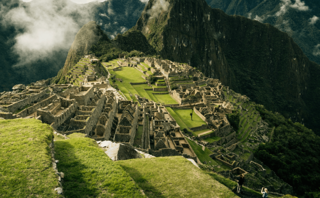 eduardo-flores-e2Jiqrl4n_g-unsplash-1