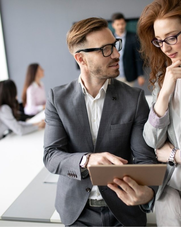 corporate-business-team-and-manager-in-a-meeting-TZEH6WY