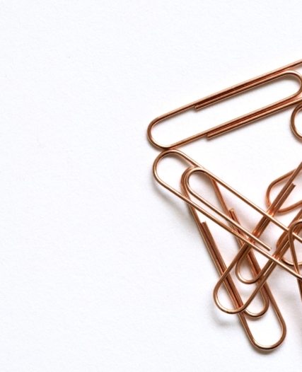 pexels-jess-bailey-designs-983828-min