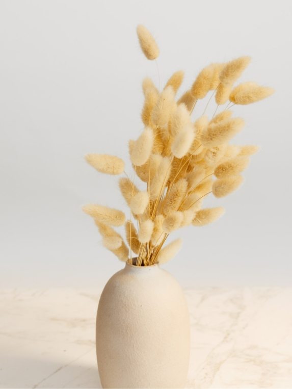 pexels-artem-podrez-4612458-min