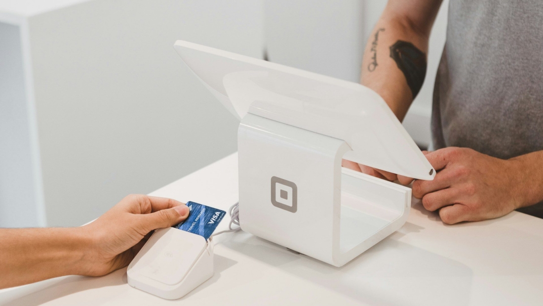 clay-banks-qW_k6x5OfRc-unsplash