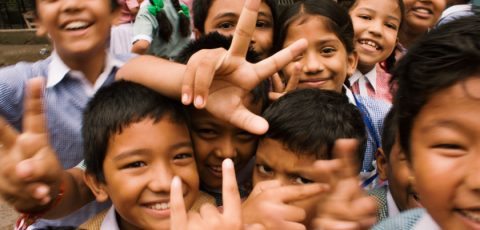 children-close-up-crowd-764681@2x