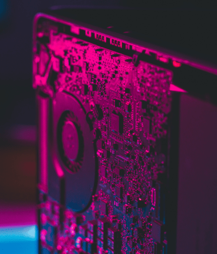 krzysztof-hepner-C1JTOq_uTpY-unsplash 1