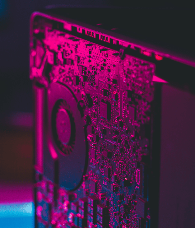 krzysztof-hepner-C1JTOq_uTpY-unsplash 1