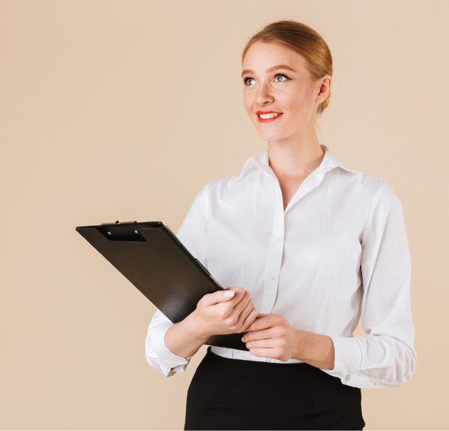 amazing-business-woman-holding-clipboard-looking-8E2Y5Z7
