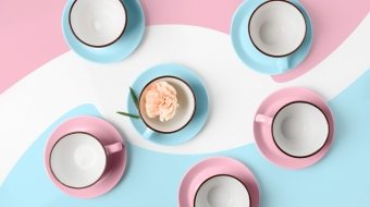 elegant-porcelain-blue-and-pink-cups-on-abstract-PRAGU4T