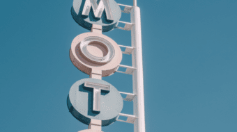 ian-dooley-aaAllJ6bmac-unsplash 1