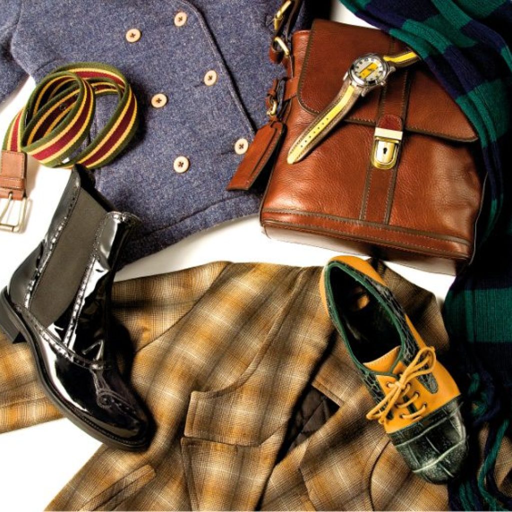 campus-style-still-life-fashion-composition-PXH4NLU