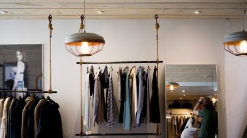 cropped-www.pexels.com-photo-closet-shopping-clothes-fashion-26549.jpg