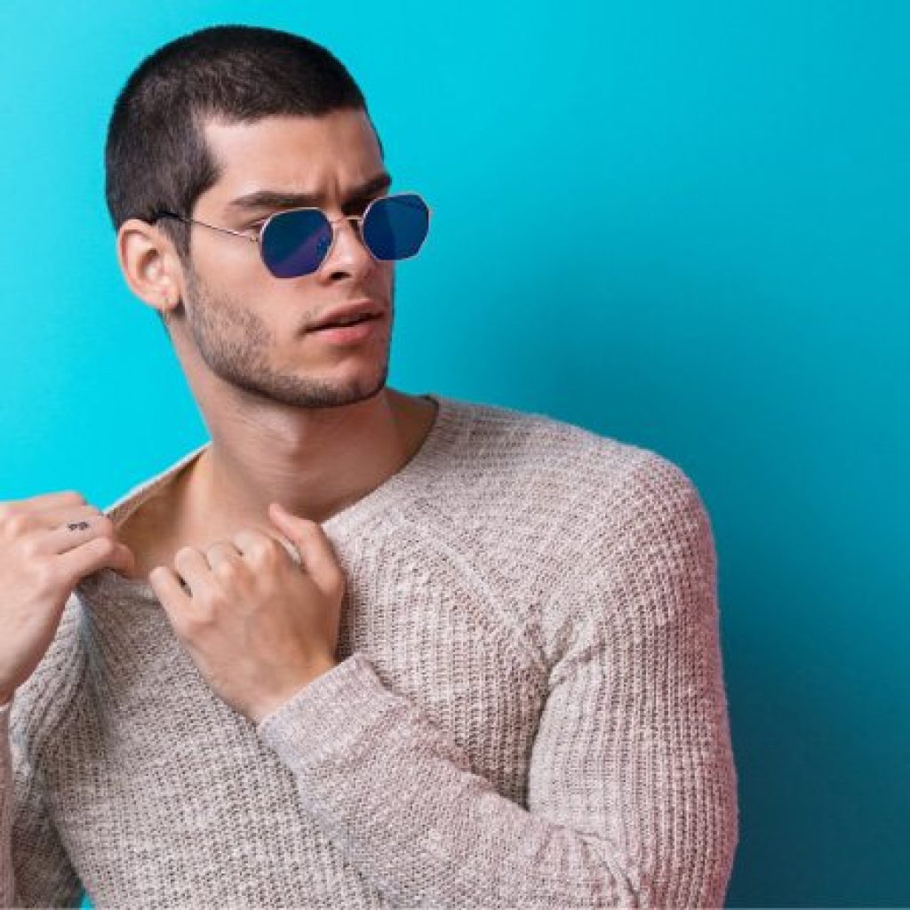 handsome-man-portrait-wearing-sunglasses-PGXE2JY