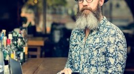 hobby-writer-working-typing-article-concept-PZTDENY