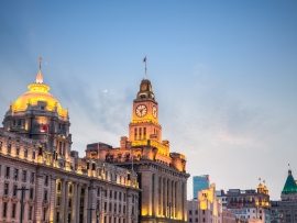 shanghai-excellent-historic-buildings-at-dusk-PJDKRTA