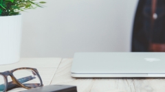 photo-1438302011250-8aea05916e7b