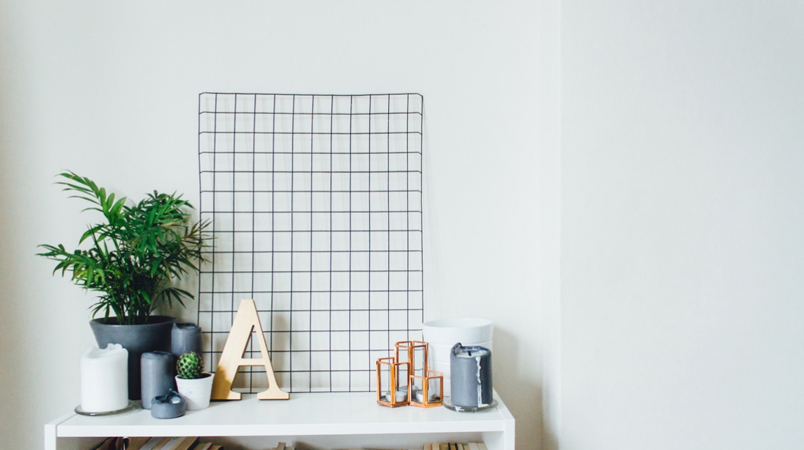 photo-1489769002049-ccd828976a6c