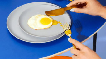 inside-weather-RU8eTK5COyE-unsplash 1