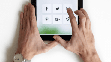 nordwood-themes-yyMJNPgQ-X8-unsplash 1