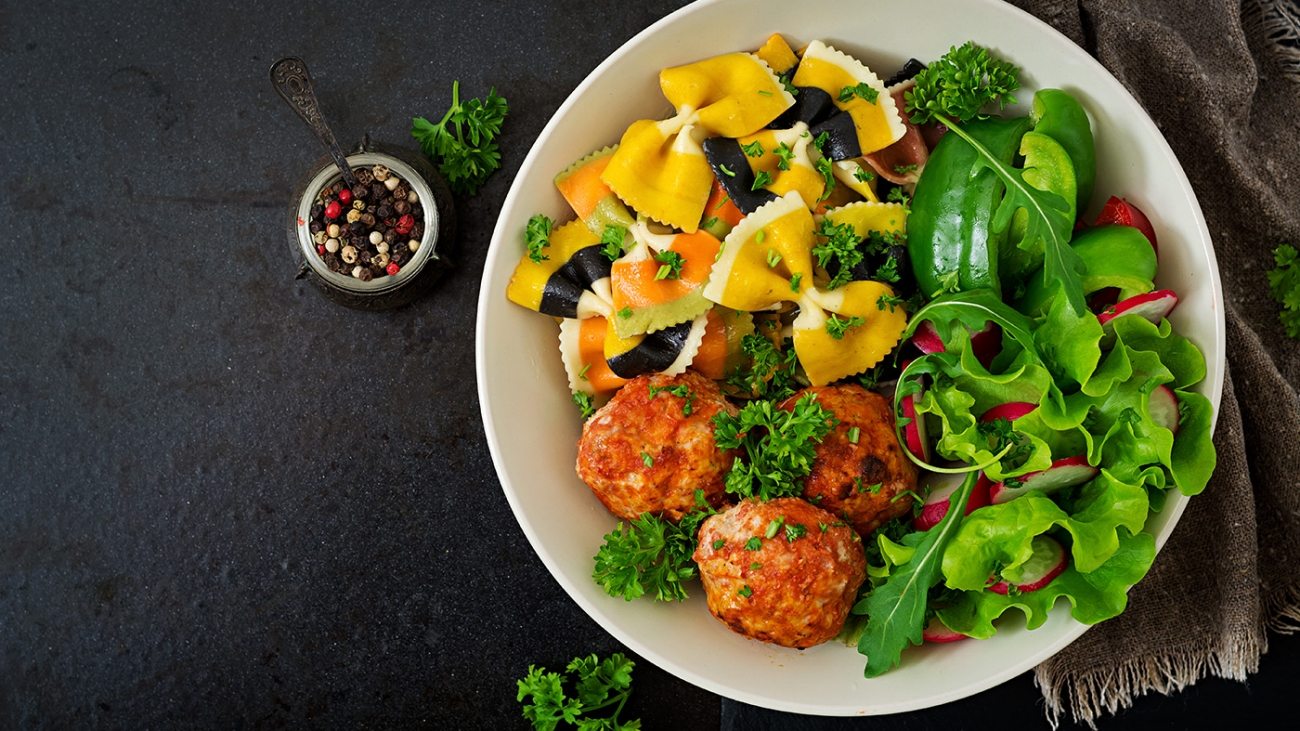 farfalle-pasta-durum-wheat-with-baked-meatballs-PQBKRNX