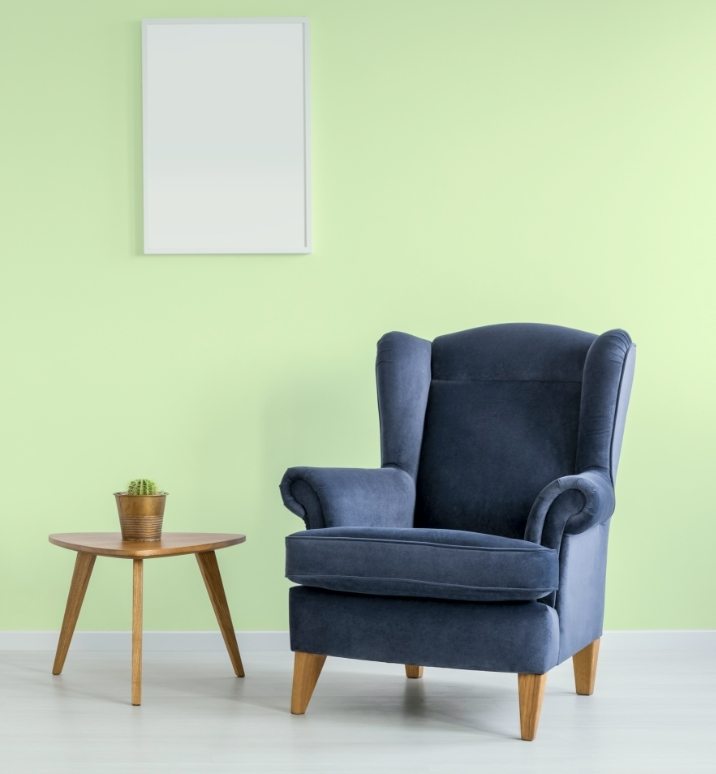 simple-green-room-PRY6LRR@2x