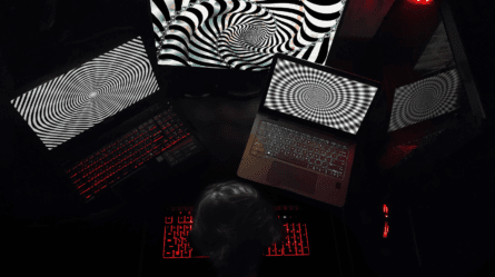 scarecrow-artworks-eJ93vVbyVUo-unsplash (1)