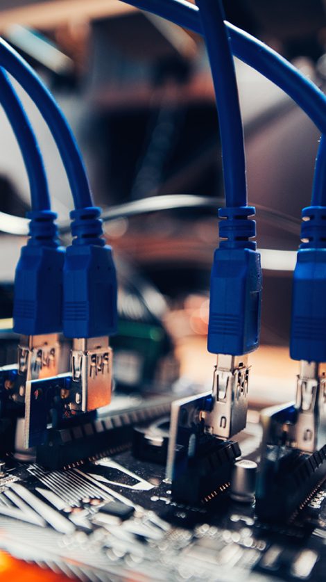 cryptocurrency-mining-rig-technological-details-P4D7PWV